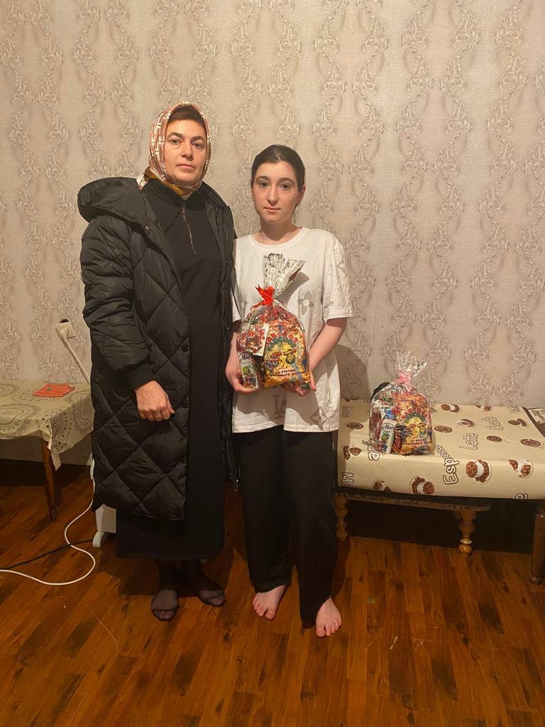 Отделение социального обслуживания на дому детей и семей с детьми поздравили детей мобилизованных из Унцукульского района с наступающим Новым Годом!