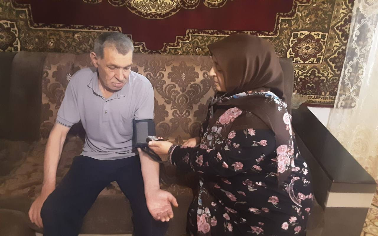 Будни наших соц.работников Адалаевой Булбул и Абдурахмановой Рахмат
