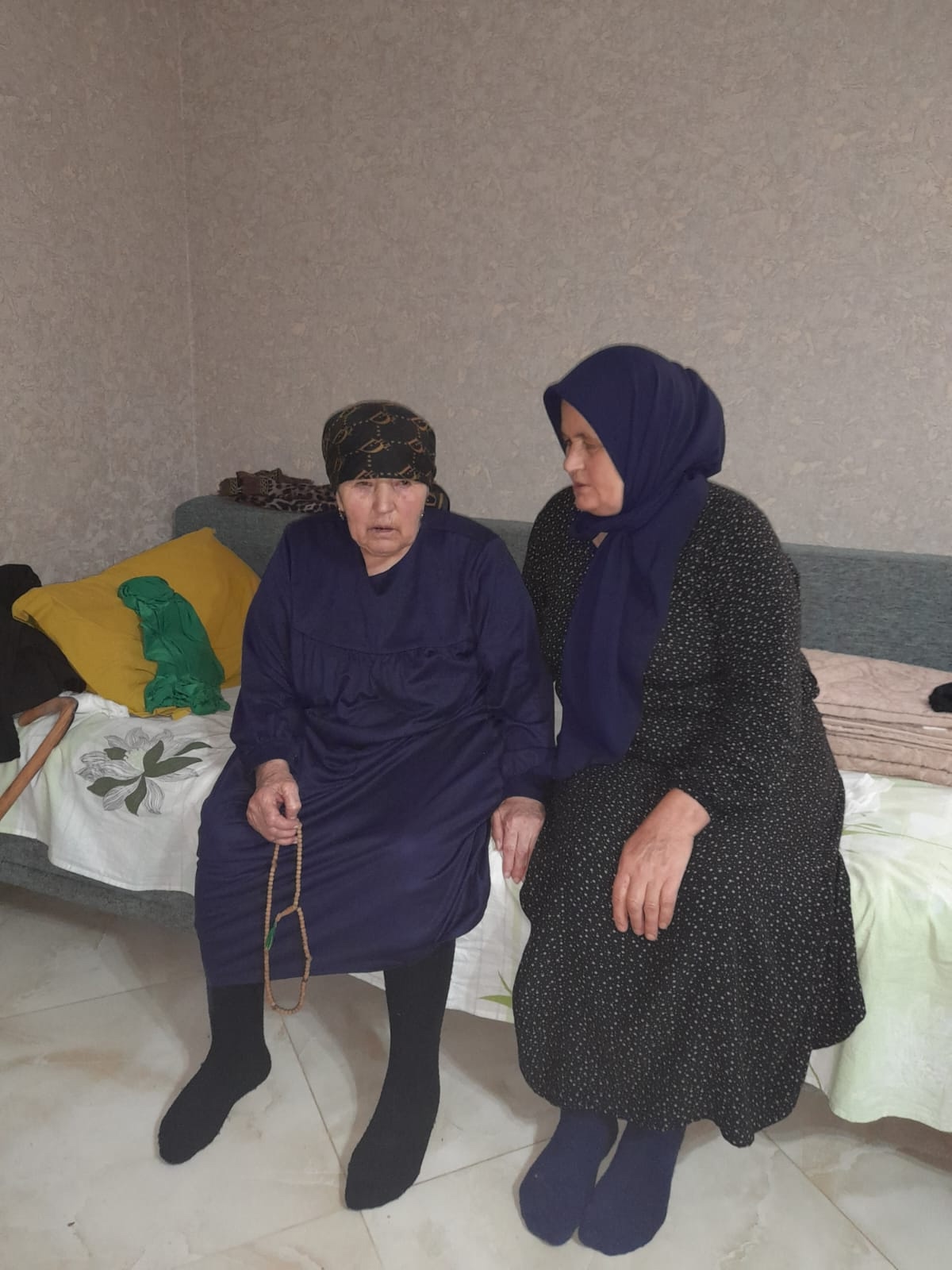 Поздравления социальных работников центра с Днем пожилых граждан